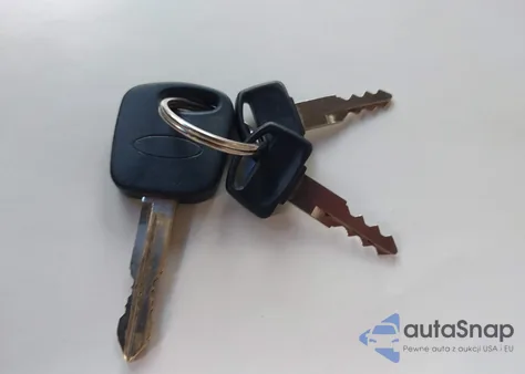 2001 Ford F-150 King Ranch Edition/Lariat/Xlt z USA, uszkodzony, nr VIN 1FTRW08L71KB19822